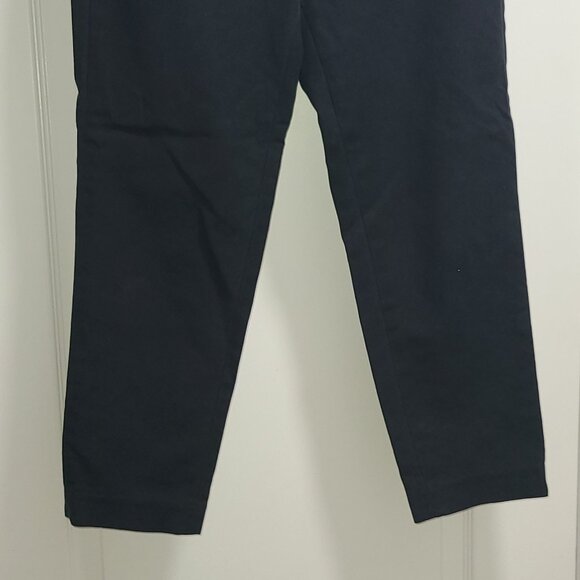 ANN TAYLOR LOFT MARISA CROPPED BLACK COLOR CAPRI PANTS - SIZE 4 - Picture 3 of 17